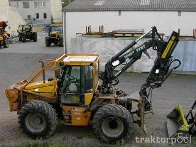 JCB Fastrack.jpg